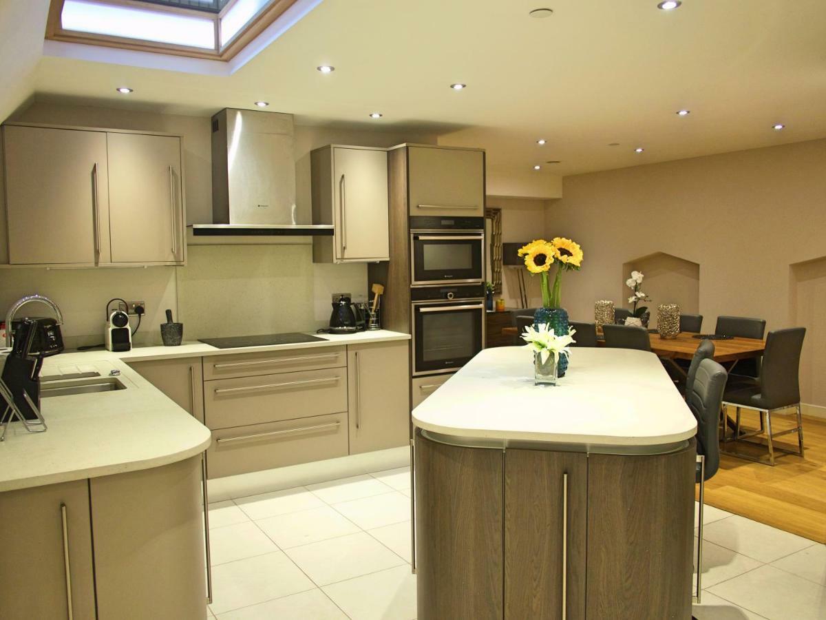The Norfolk Townhouse - Stunning 5Bdr Home 런던 외부 사진